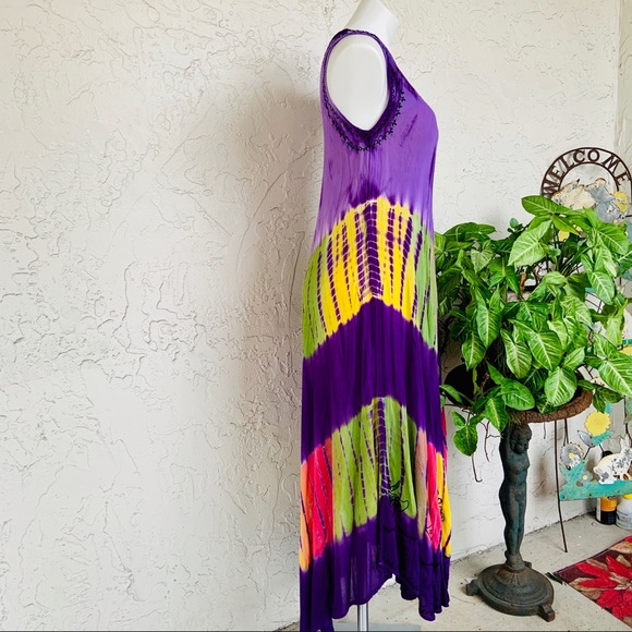💜SOLD💜 Vibrant Sunset Embroidered Batik Dress - Picture 6 of 10